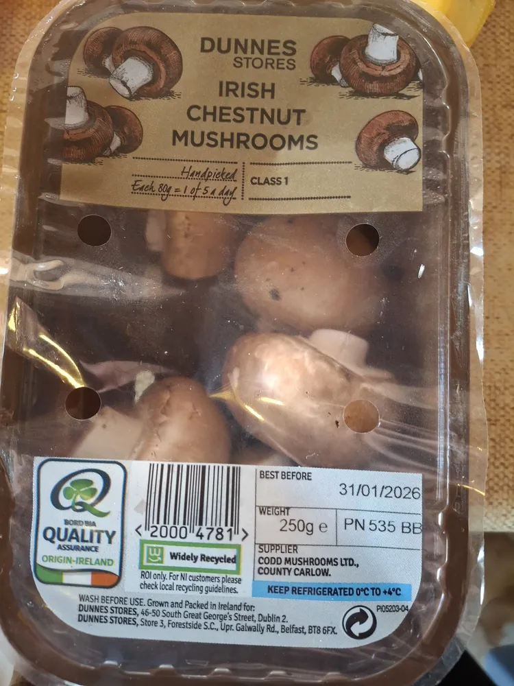 Irish Chestnut Mushrooms