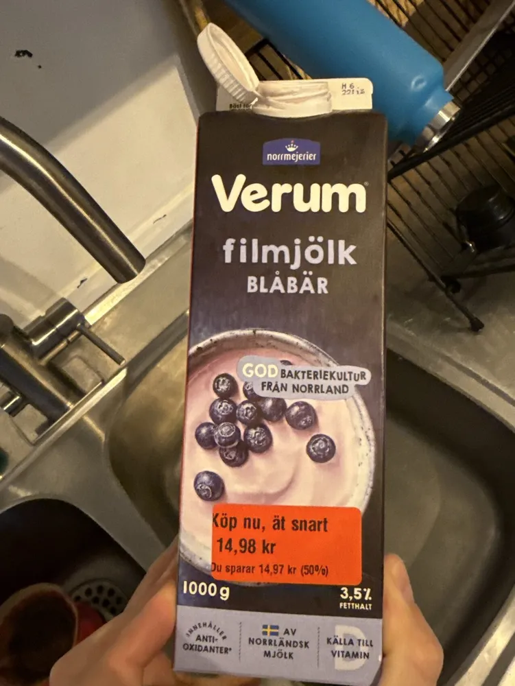 Verum Filmjölk Blåbär
