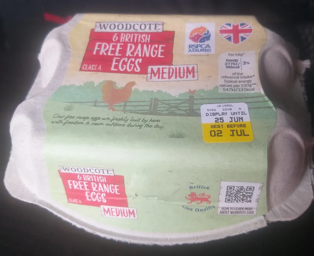 6 BRITISH FREE RANGE EGGS MEDIUM