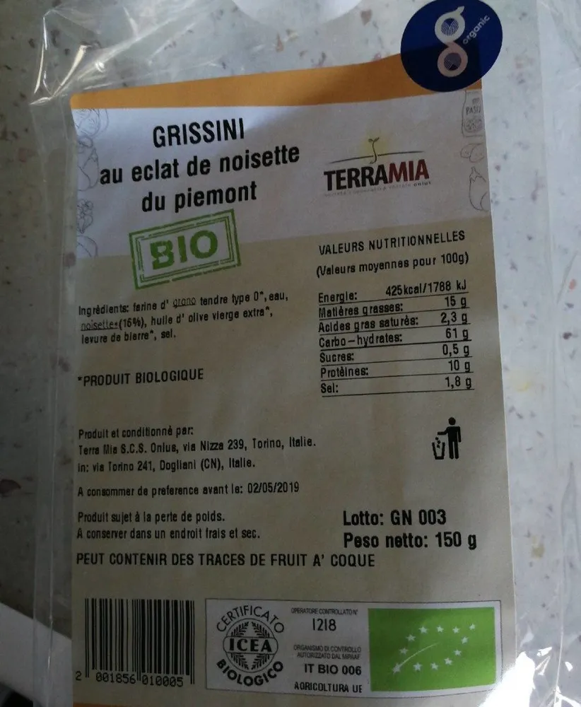 Grissini au éclat de noisettes