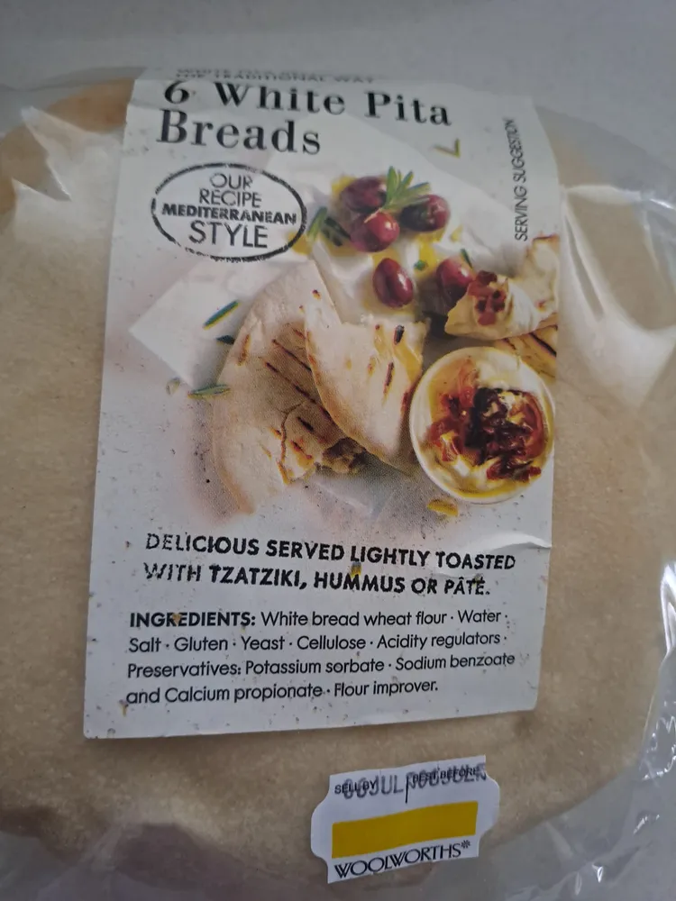 6 white pita bread