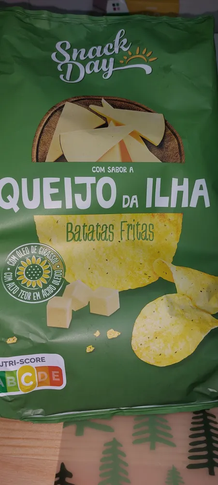 Batatas Fritas com Queijo da Ilha