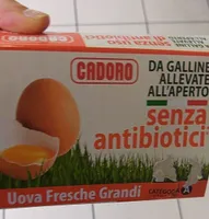 Uova fresche grandi