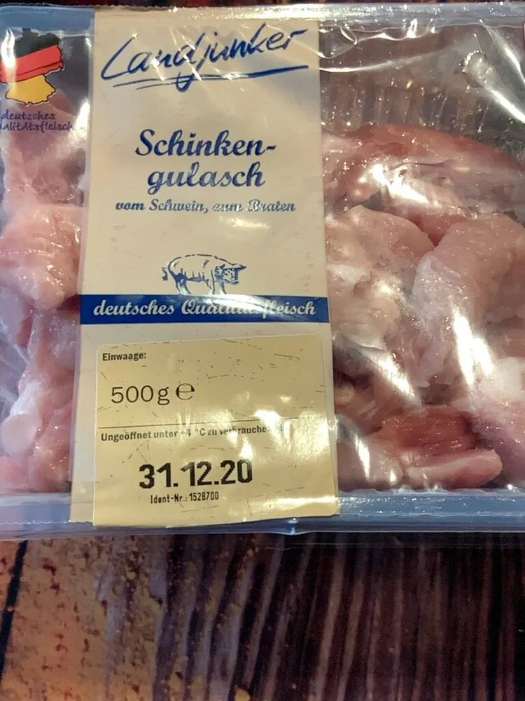 Gulasch, schinken