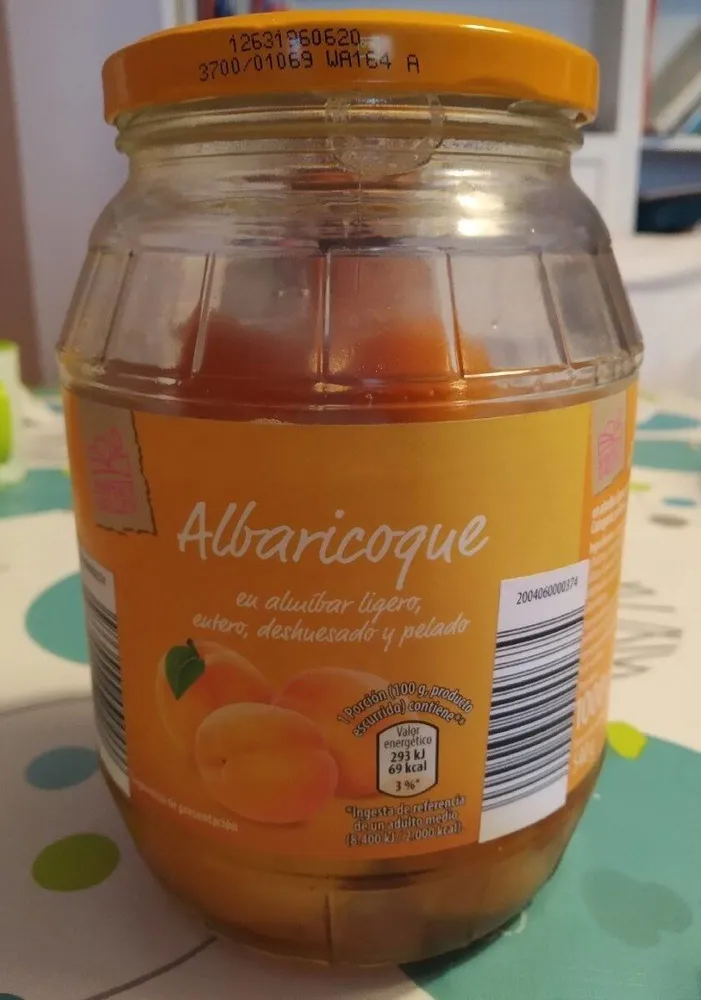 Albaricoque en almíbar