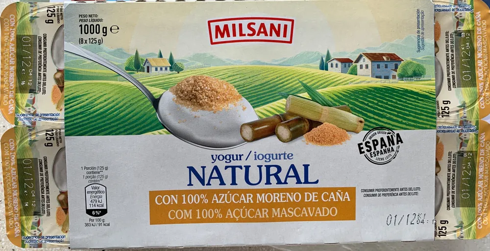 Yogur natural azucarado