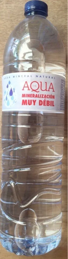 Agua mineral natural