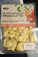 Tortelloni frescos con prosciutto