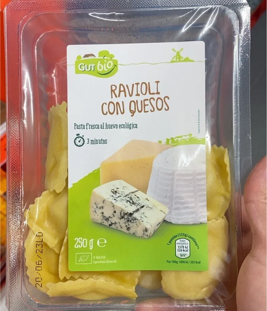 Ravioli con queso