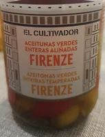 Aceitunas verdes enteras aliñadas