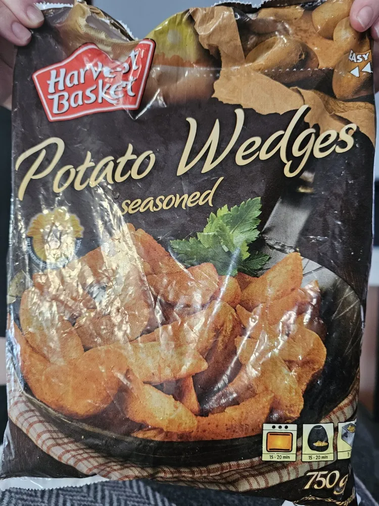 Potato Wedges seasoned