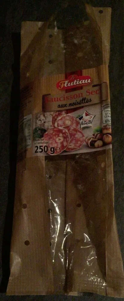 Saucisson sec aux noisettes