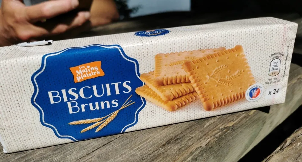 Biscuits bruns