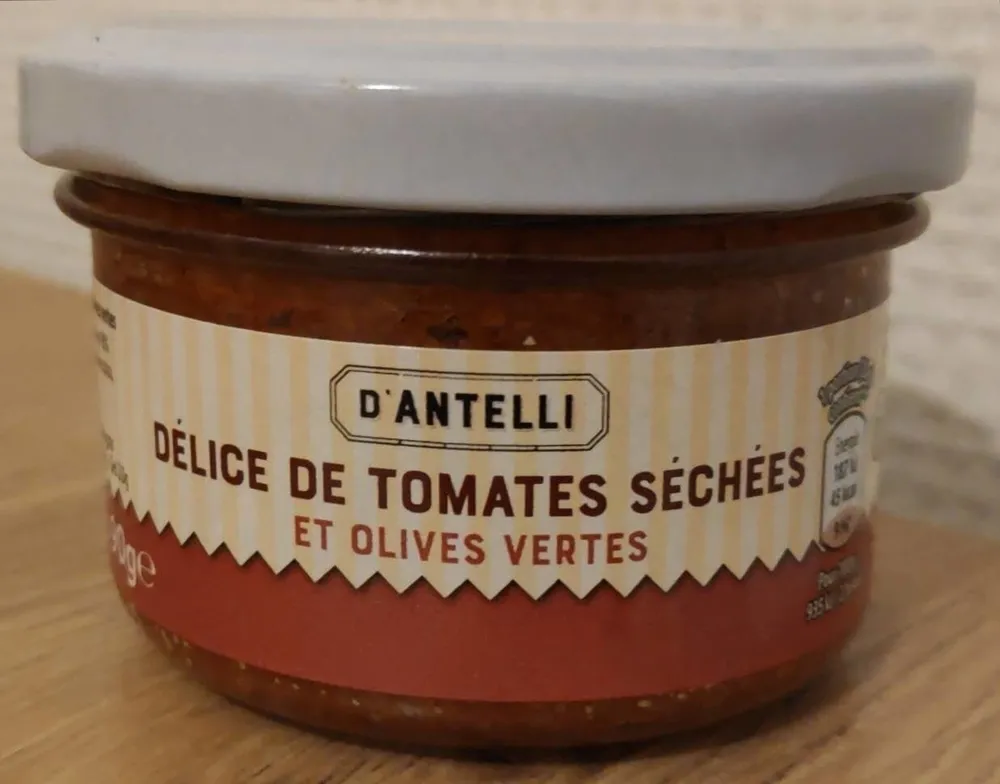 Délice de tomates séchées et olives vertes