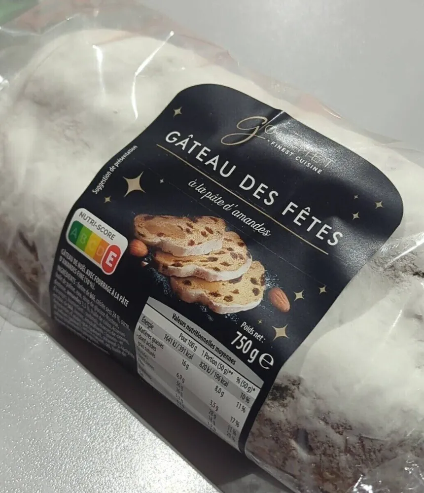 Gâteau des fêtes à la pâte d’amande
