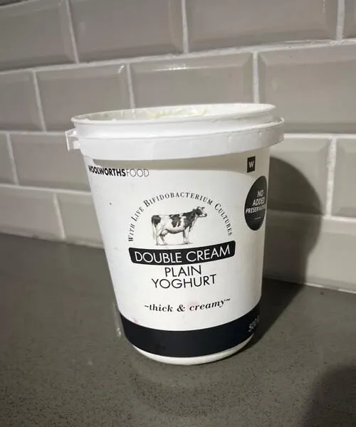 Double cream plain yogurt