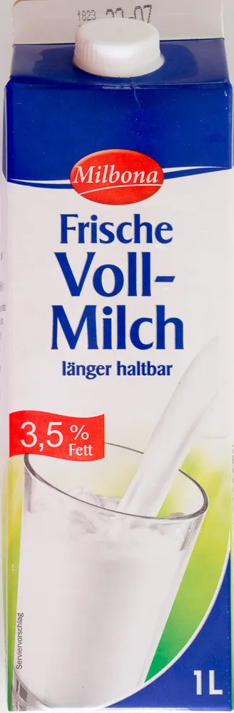 Frische Vollmilch