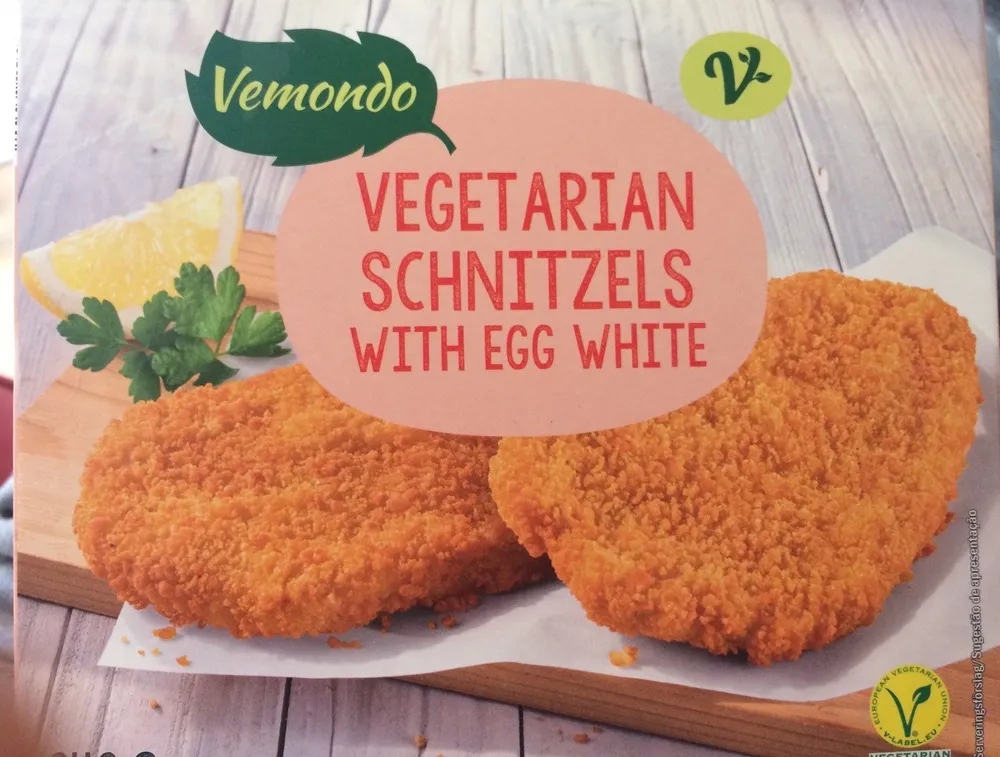 Vegetarian schnitzels with egg white