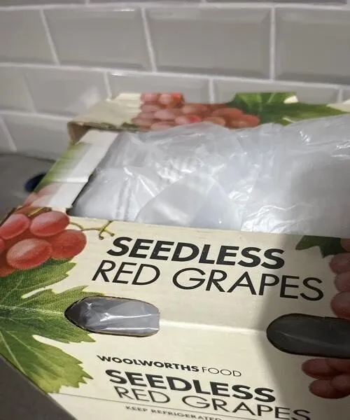 Seedless red grapes