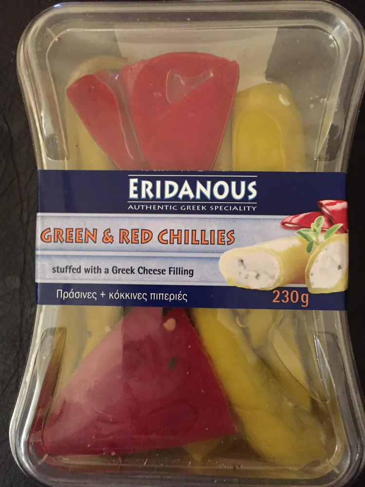 Green and red chillies