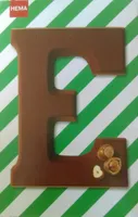 Lettre E en chocolat