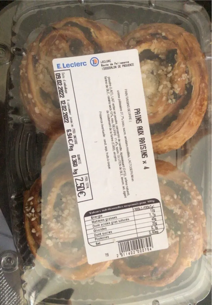 Pains aux raisins