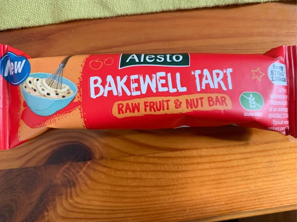 Bakewell Tart Raw Fruit & Nut Bar