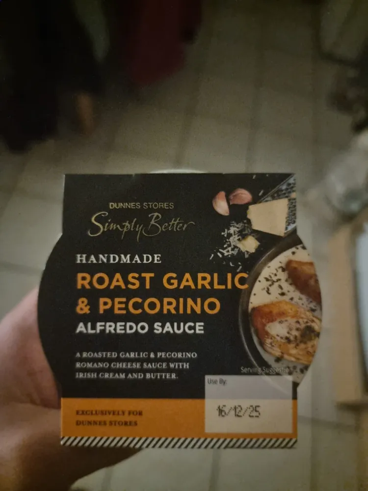 Roast Garlic And Pecorino Alfredo Sauce