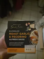 Roast Garlic And Pecorino Alfredo Sauce