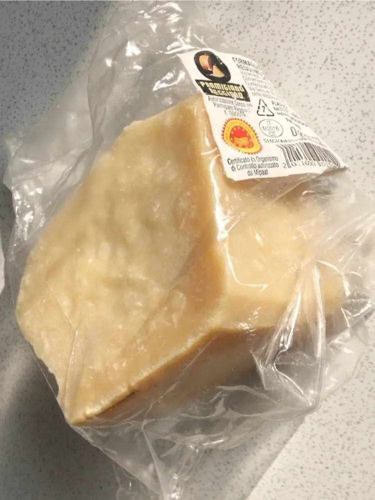 Formaggio Parmigiano Reggiano DOP