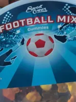 Football mix gummies