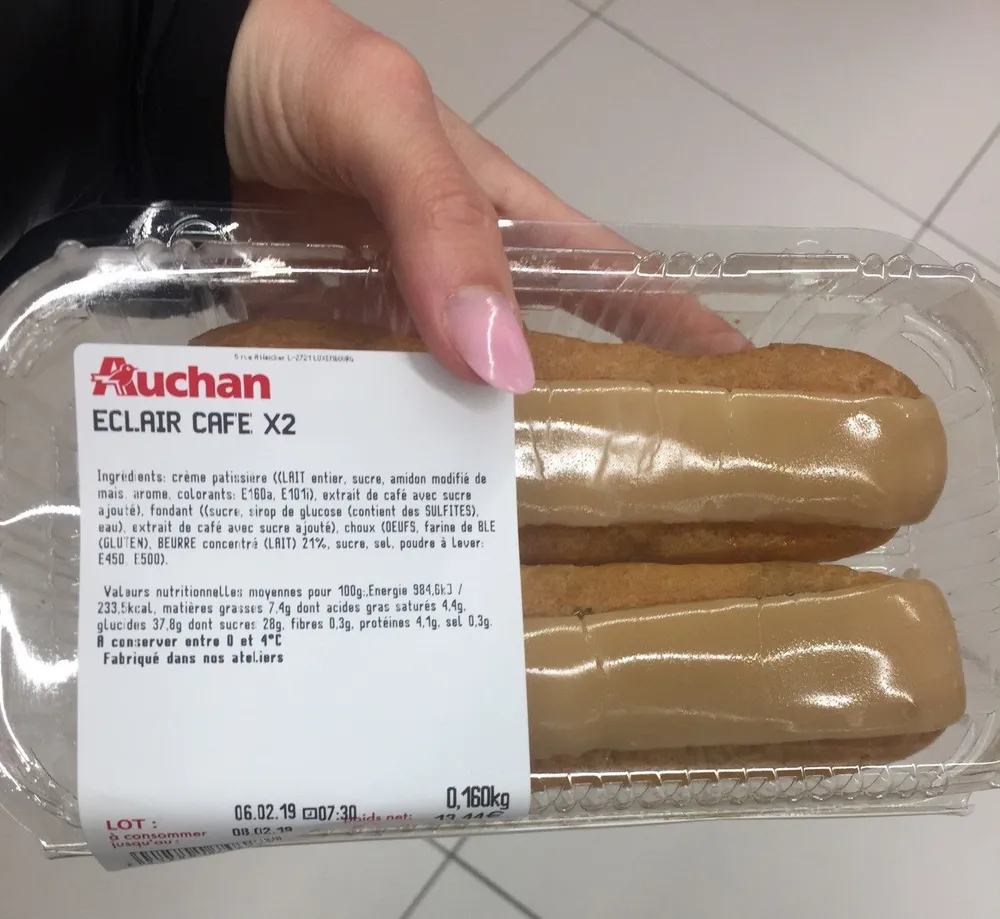 Eclair cafe x2
