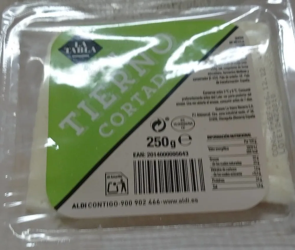 Queso tierno cortado