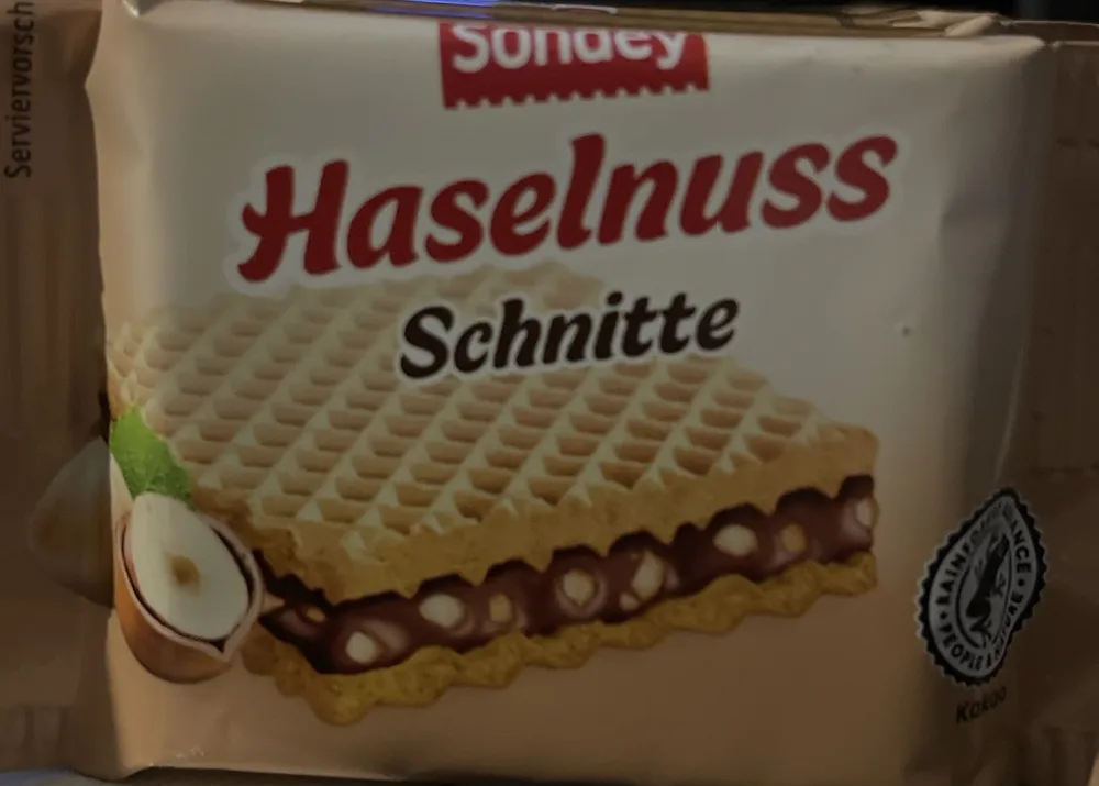 Haselnuss Schnitte