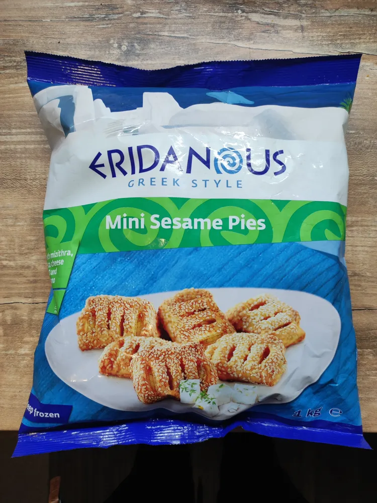 Mini Sesame Pies