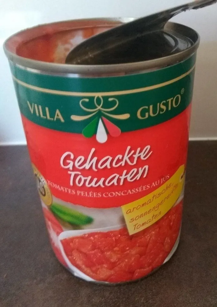 Tomates pelees