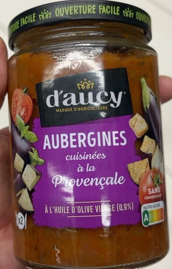 Aubergine cuisines a la provençale