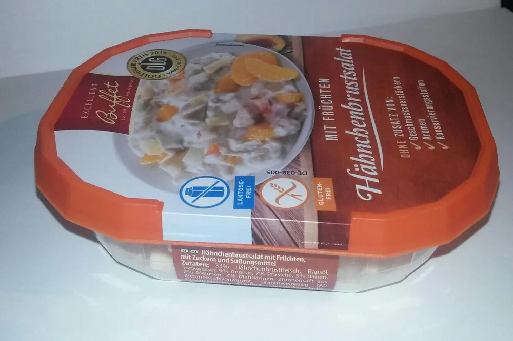 Hähnchenbrustsalat mit Früchten