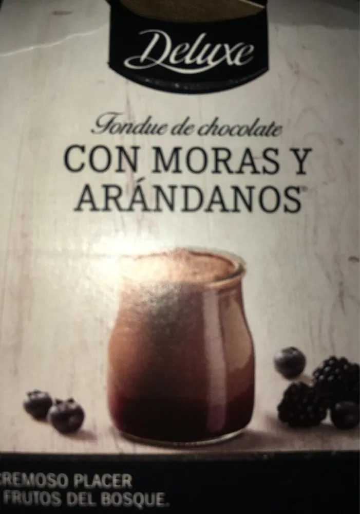 Fondue de chocolate con moras y arandanos