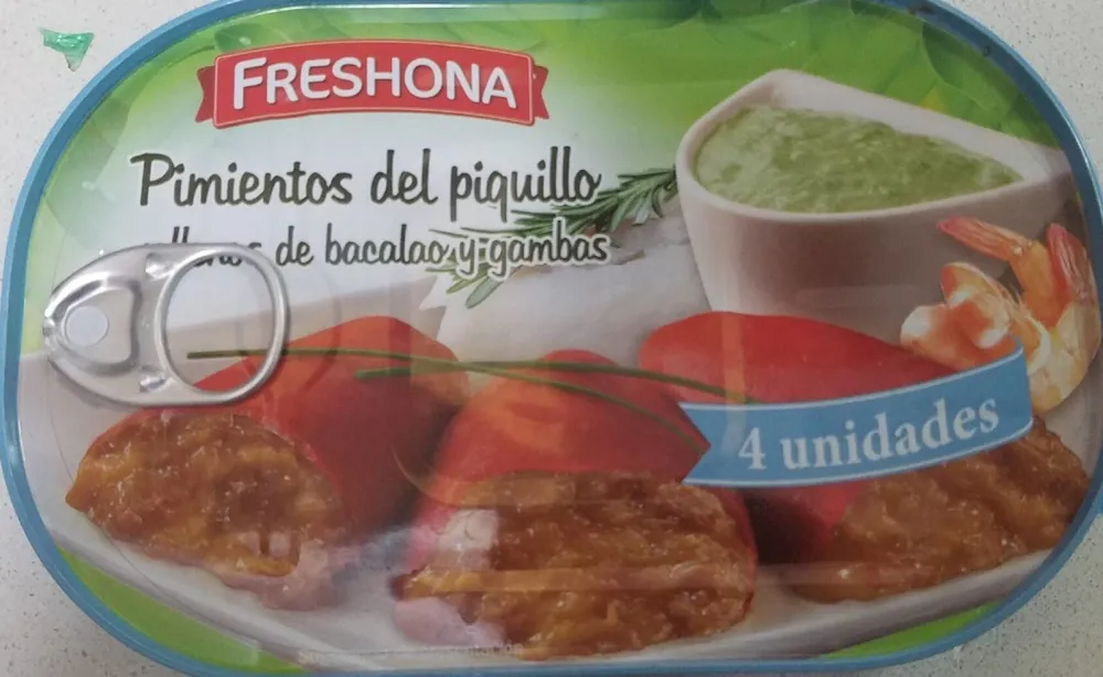Pimientos del piquillo rellenos de bacalao y gambas