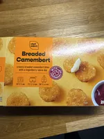 Breaded camembert with cranberry dip