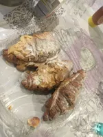 Croissants aux amandes