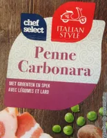 Penne carbonara avec légumes et lard