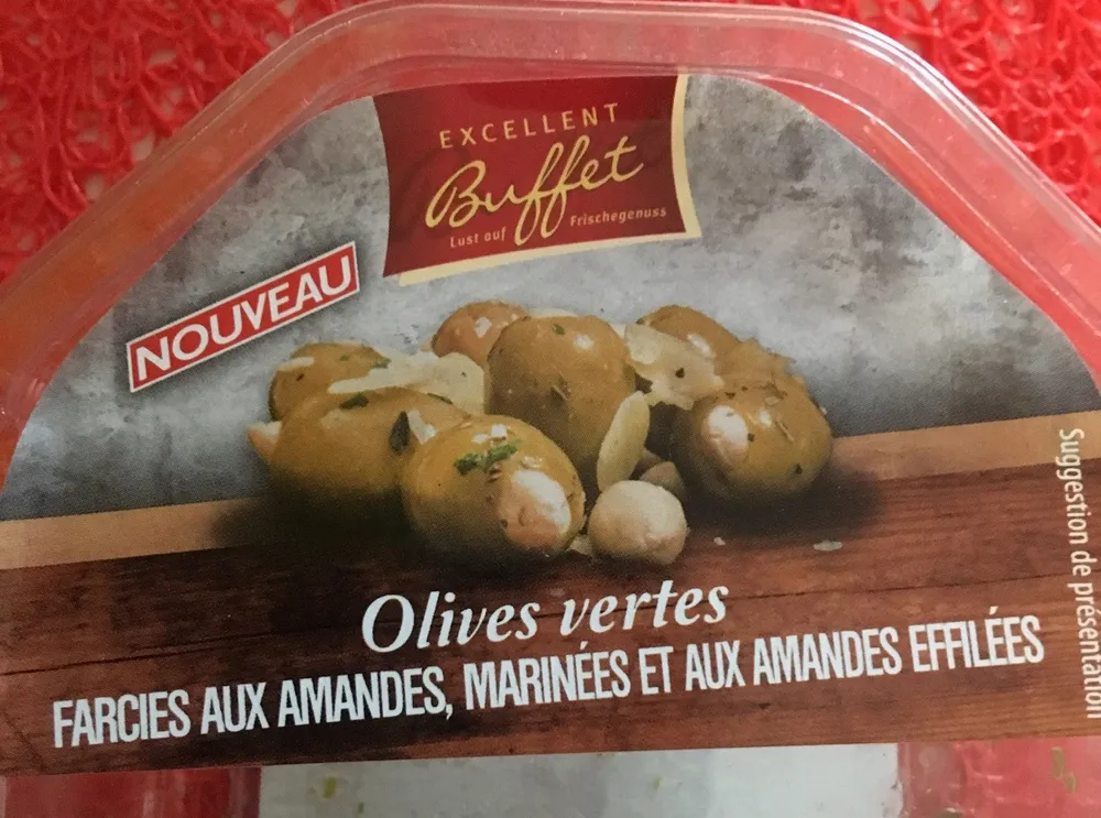 Olives vertes farcies aux amandes