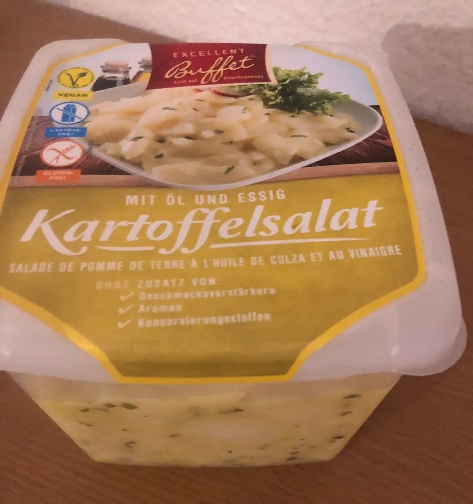 MIT ÖL UND ESSIG Kartoffelsalat