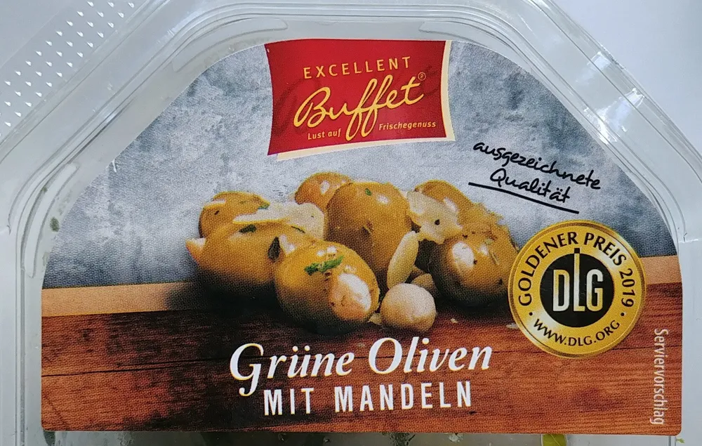 Grüne Oliven ohne Stein mit Mandeln, eingelegt