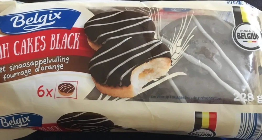 Savannah cakes black