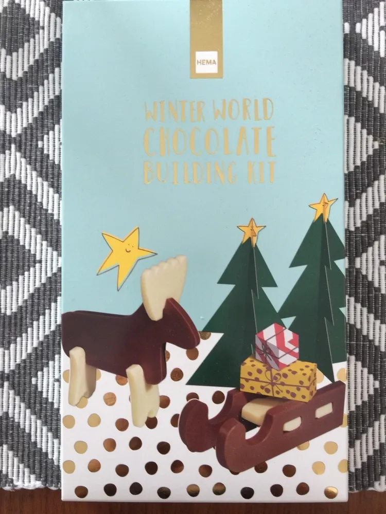 Winter World Chocolate Building Kit