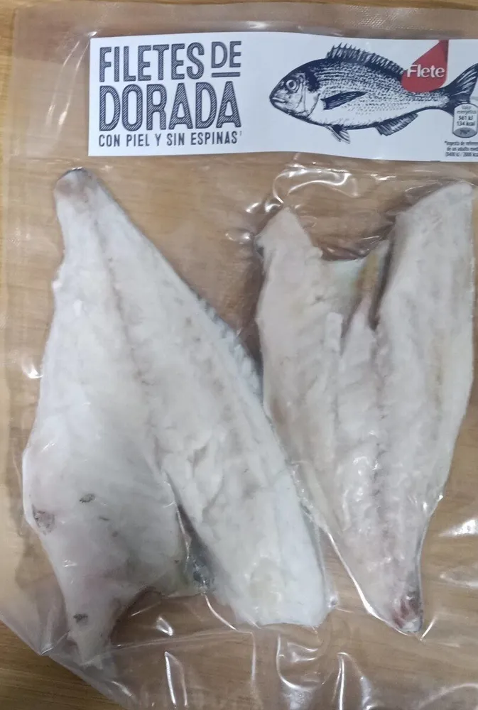 Filetes de dorada con piel y sin espinas