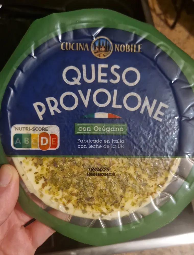 Queso provolone con orégano
